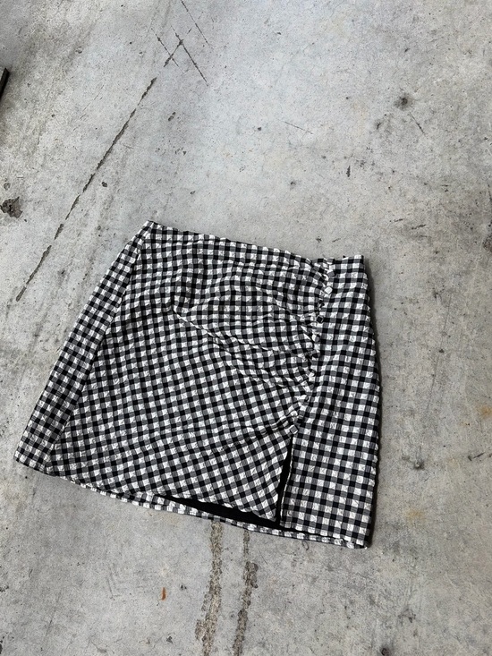 Dresses & Skirts - BRESHKA Black & White Gingham Mini Skirt